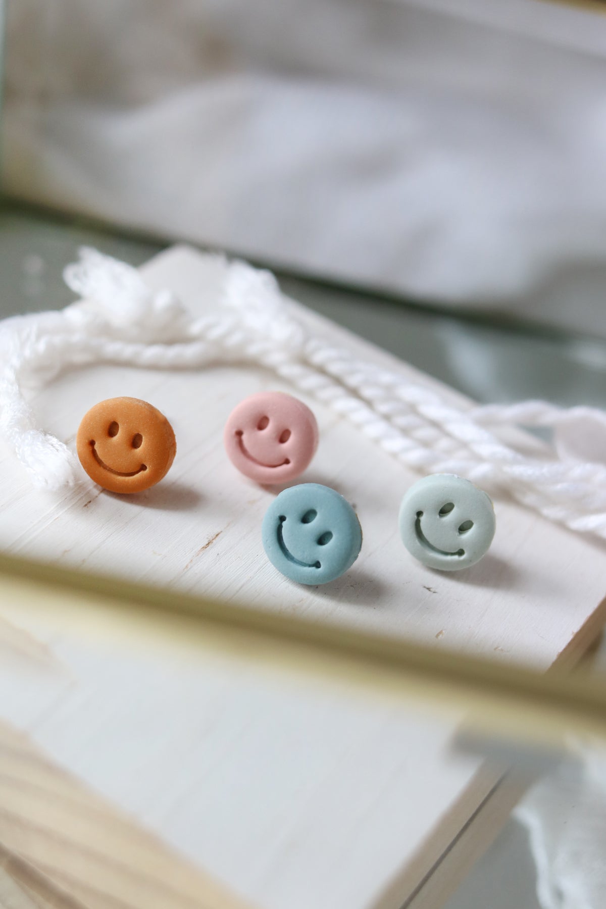 Don't Worry, Be Happy Studs