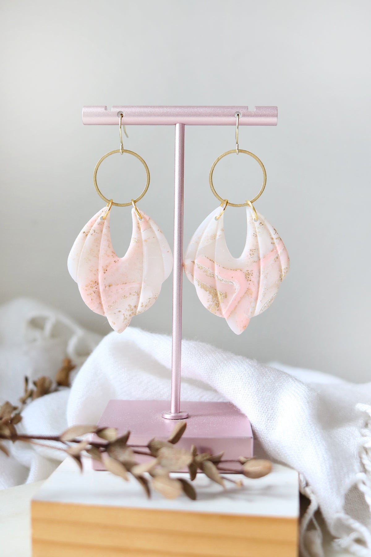 Songbird Earrings in Peach Faced Lovebird