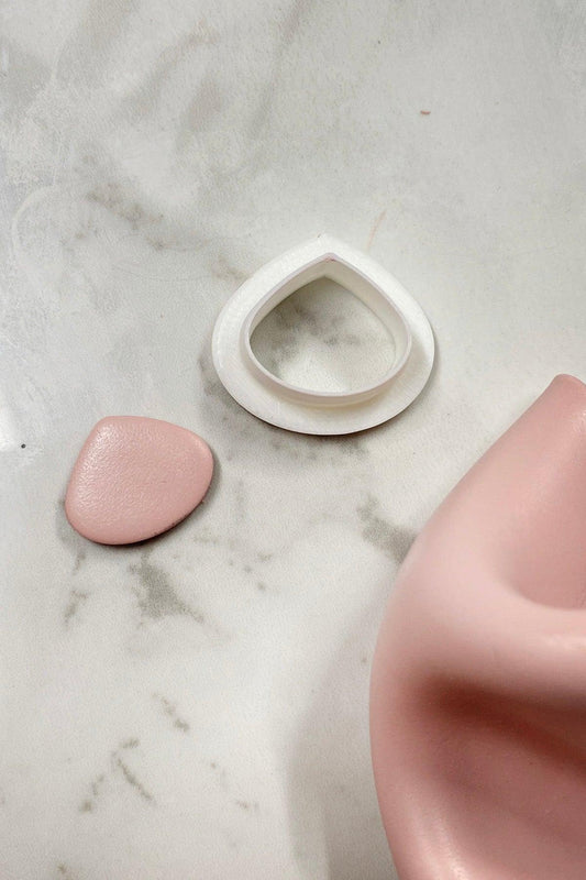 Wide Tear Drop Cutter - Petal & Posy