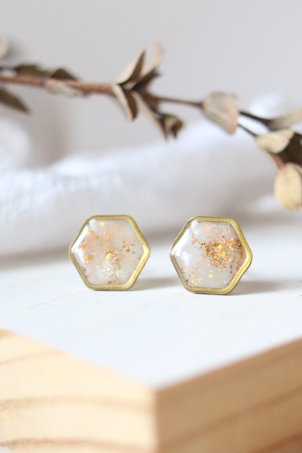 Oro Stud Earrings