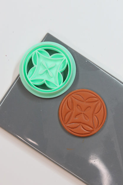 Quatrefoil Embossing Polymer Clay Cutter