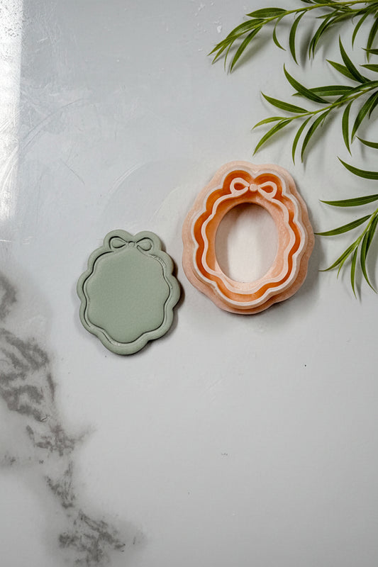 Wavy Bow Frame Polymer Clay Cutter